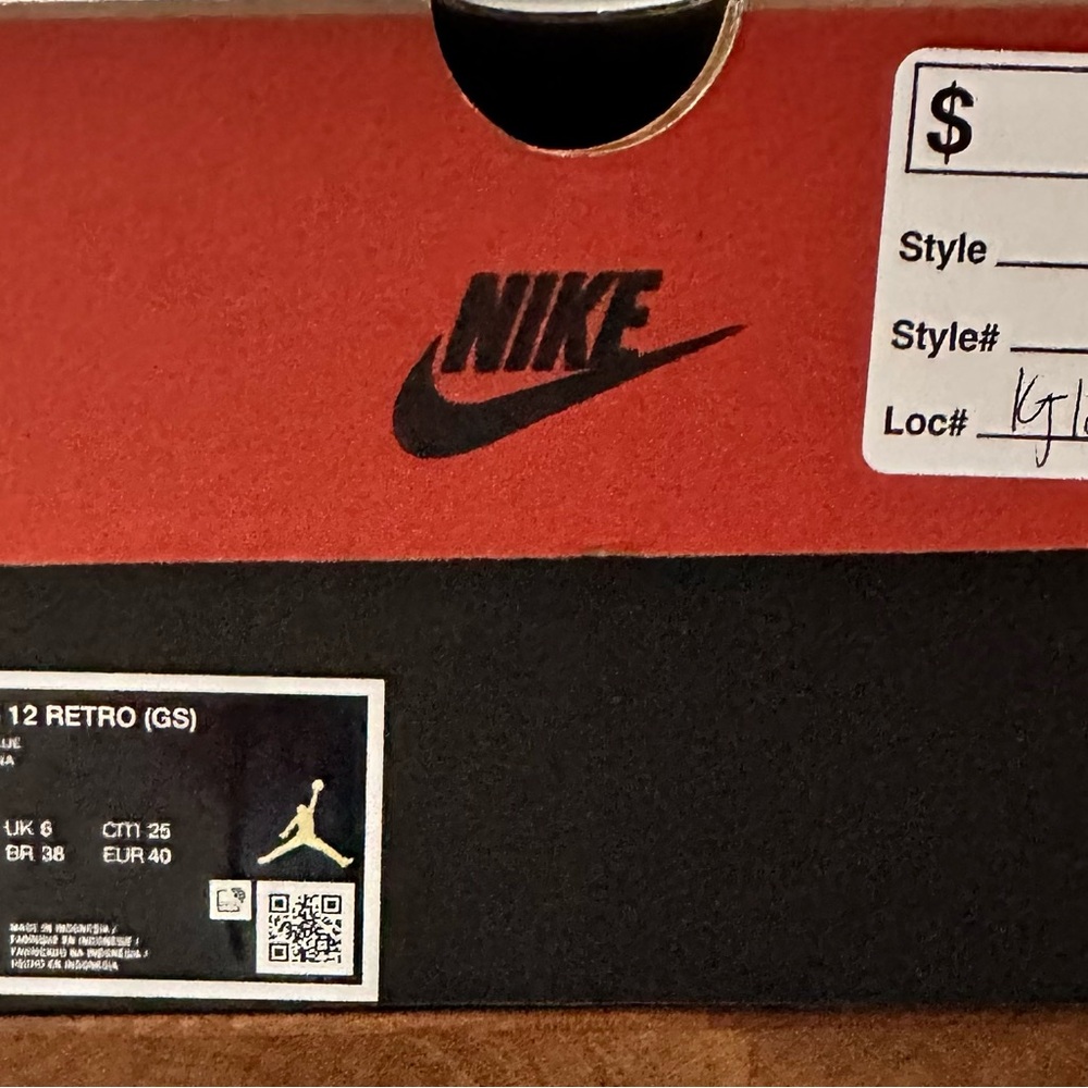 SOLD! Air Jordan 12 Retro GS 'Melo' 2025 - Picture 7 of 7